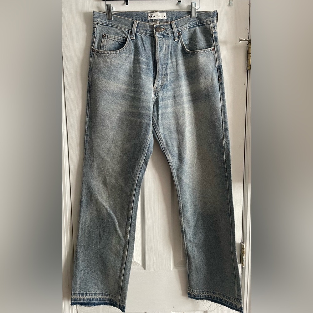 Zara Light Wash Boyfriend Jean size 6